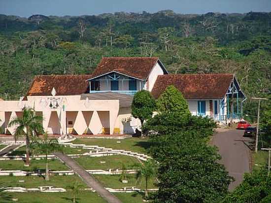 FORUM DE CRUZEIRO DO SUL-FOTO:QUEBRANGULO - CRUZEIRO DO SUL - AC