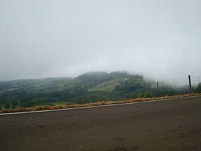 ESTRADA PARA CAORUMBATAI DO SUL
 POR KLEBERNOVAIS  - CORUMBATA DO SUL - PR