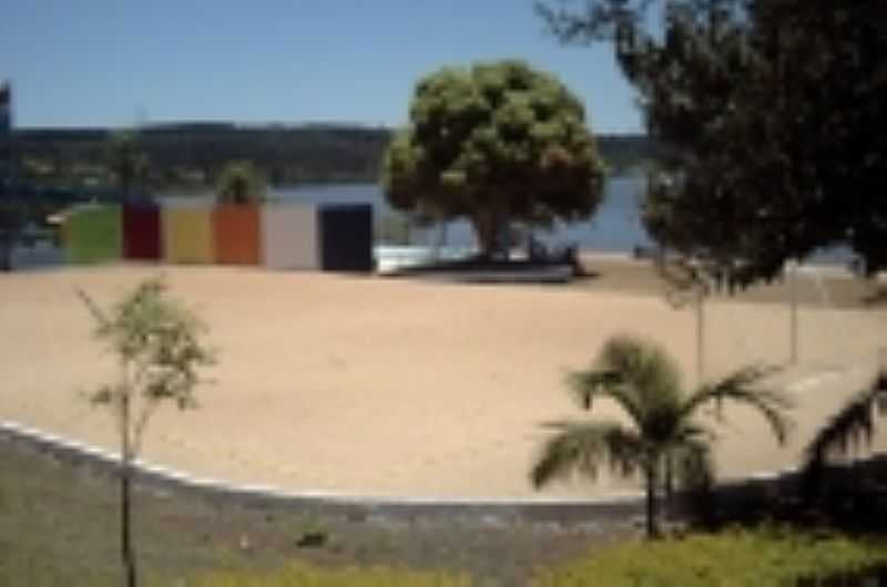 CRUZEIRO DO IGUAU-PR-PRAINHA DO CRUZEIRO-FOTO:WWW.CRUZEIRODOIGUACU.PR.LEG. - CRUZEIRO DO IGUAU - PR