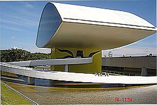 MUSEU PROJETADO PELO ARQUITETO OSCAR NIEMAYER EM CURITIBA-FOTO:PAULO YUJI TAKARADA - CURITIBA - PR