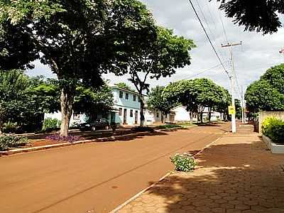 AV.BARO DO CERRO LARGO-FOTO:RICARDO MERCADANTE  - DEZ DE MAIO - PR