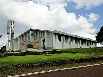 IGREJA-FOTO:RICARDO MERCADANTE  - DEZ DE MAIO - PR