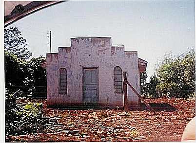 ANTIGA IGREJA PRESBITERIANA INDEPENDENTE-FOTO:GILIADE  - DOUTOR OLIVEIRA CASTRO - PR