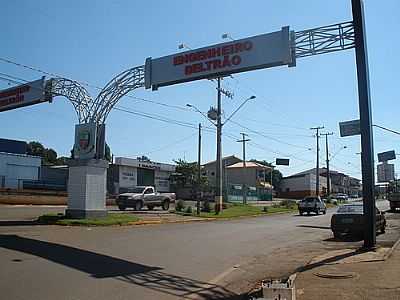 PRTICO DE ENTRADA-FOTO:HARASSEN  - ENGENHEIRO BELTRO - PR