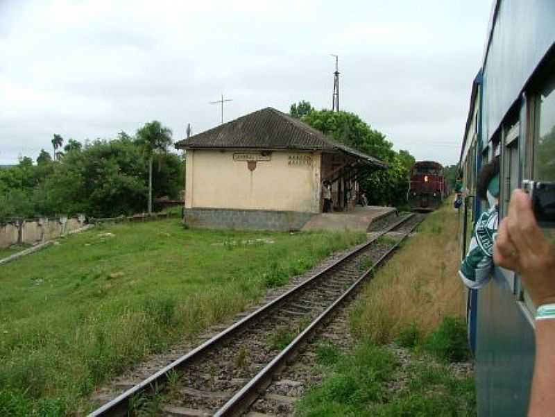 ESTAO GENERAL LCIO-PR-ESTAO FERROVIRIA-FOTO:RALPH M. GIESBRECHT - ESTAO GENERAL LCIO - PR