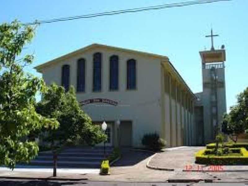 FAXINAL-PR-MATRIZ DE SO SEBASTIO-FOTO:NZ.PINTEREST.COM  - FAXINAL - PR