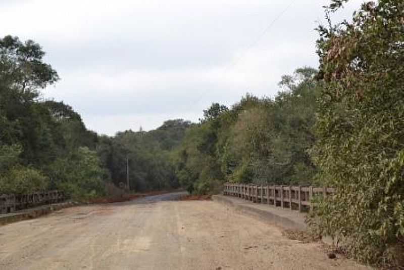 IMAGENS DO DISTRITO DE FAXINAL DOS ELIAS, MUNICPIO DE SO MATEUS DO SUL/PR - FAXINAL DOS ELIAS - PR