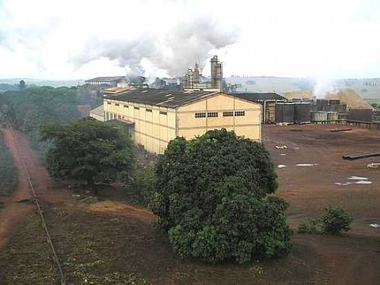 USINA DE AUCAR E ALCOOL COFERCATU EM FLORESTPOLIS-PR-FOTO:CLEBER JEAN BARRANCO - FLORESTPOLIS - PR