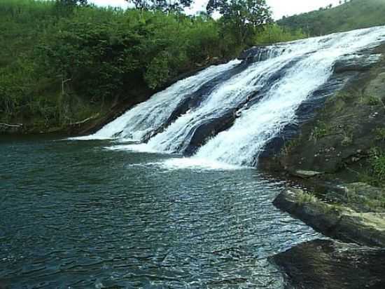 CACHOEIRA EM J PAULO - BARRIGUDA, POR ANDERSON JUCIE - GUARATINGA - BA