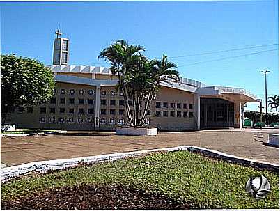 IGREJA MATRIZ SANTO ANTONIO - FORMOSA DO OESTE - PR