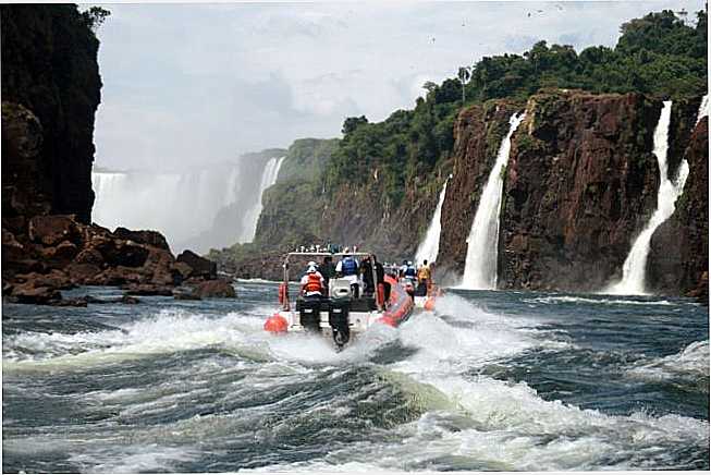 POR CELIA WERNKE - FOZ DO IGUAU - PR