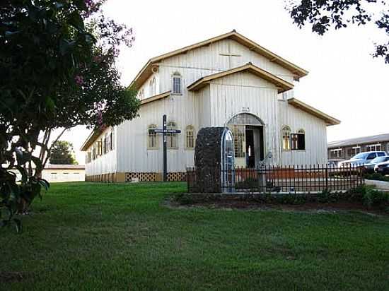 IGREJA DE SO PEDRO EM FOZ DO JORDO-FOTO:MOACIR P CRUZ DE GU - FOZ DO JORDO - PR