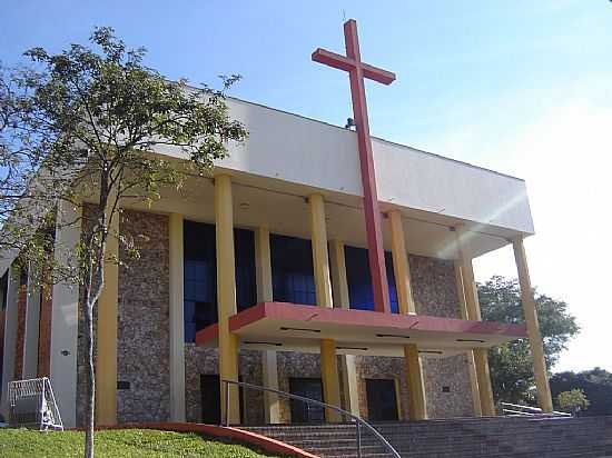 FRANCISCO BELTRO-PR-CATEDRAL DE N.SRA.DA GLRIA-FOTO:VICENTE A. QUEIROZ - FRANCISCO BELTRO - PR