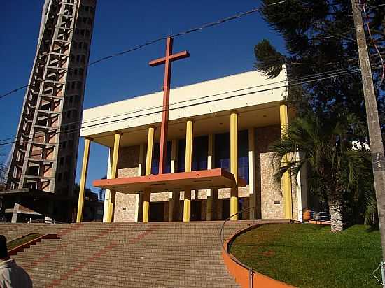 IGREJA DE N.SRA.DA GLRIA EM FRANCISCO BELTRO-PR-FOTO:RICARDO MERCADANTE - FRANCISCO BELTRO - PR