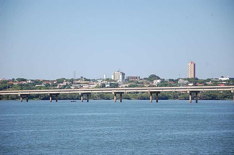 GUARA-PR-PONTE SOBRE O RIO PARAN E A CIDADE-FOTO:FACEBOOKPM - GUARA - PR