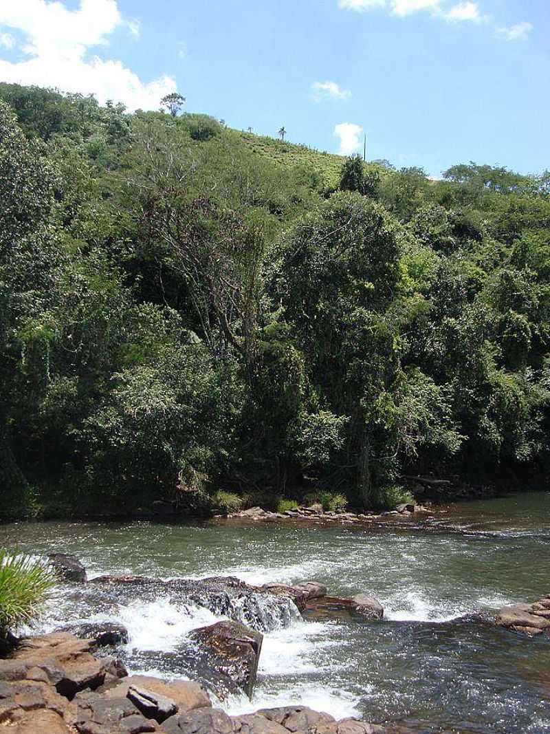 IMAGENS DO DISTRITO DE GUAPOR, MUNICPIO DE GUARANIAU/PR - GUAPOR - PR