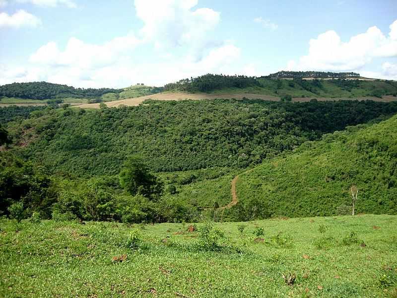 IMAGENS DO DISTRITO DE GUAPOR, MUNICPIO DE GUARANIAU/PR - GUAPOR - PR