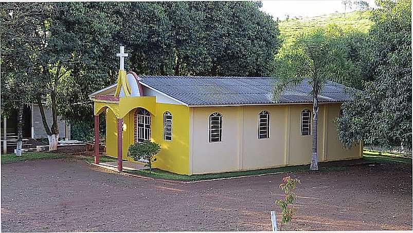 GUARANIAU-PR-IGREJA DO POVOADO TRS GUAS-FOTO:RICARDO MERCADANTE - GUARANIAU - PR