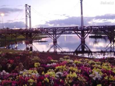 PONTE SOBRE O LAGO, POR DANIEL SANTOS - GUARAPUAVA - PR