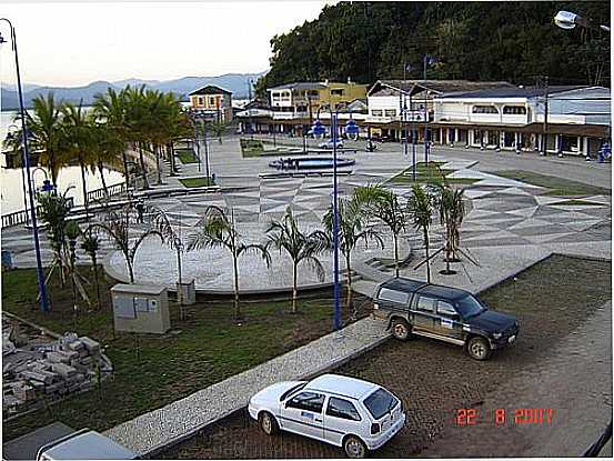 GUARAQUEABA FOTO 
POR CESAR RAMINA (PANORAMIO) - GUARAQUEABA - PR