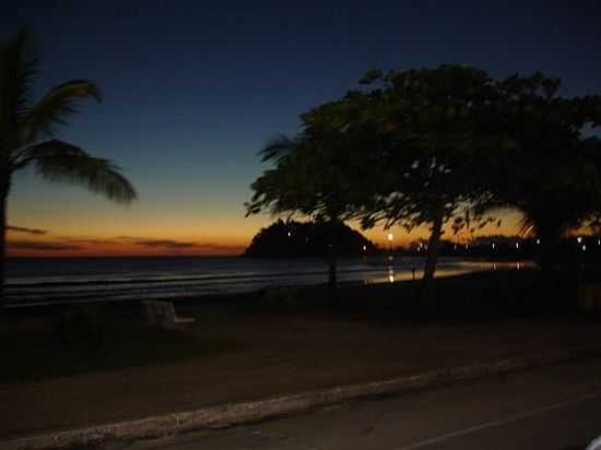 AMANHECENDO NA PRAIA CENTRAL-FOTO:RENOVATIOTUR NUTICA - GUARATUBA - PR