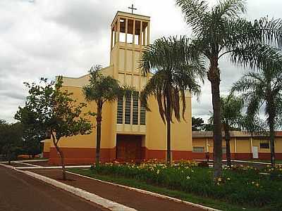 IGREJA EM GUARAVERA
POR BORTOLATO - GUARAVERA - PR