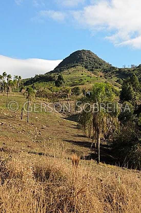 MORRO PICO DE PAPAGAIO EM HERVAL GRANDE-FOTO:GERSON SOBREIRA - HERVAL GRANDE - PR