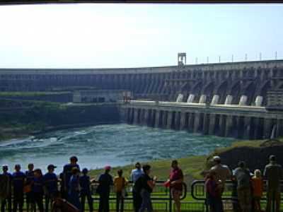 HIDRELTRICA DE ITAIPU-FOTO:GERSON - BRAZIL  - HIDRELTRICA ITAIPU - PR