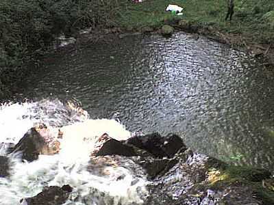 CACHOEIRA-FOTO:MIKEIAS - HONRIO SERPA - PR