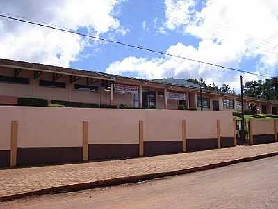 COLGIO ESTADUAL JOS DE ANCHIETA-FOTO:EVANDRO G. - IBEMA - PR