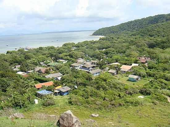 VILA ENCANTADAS EM ILHA DO MEL-PR-FOTO:PAULO YUJI TAKARADA - ILHA DO MEL - PR