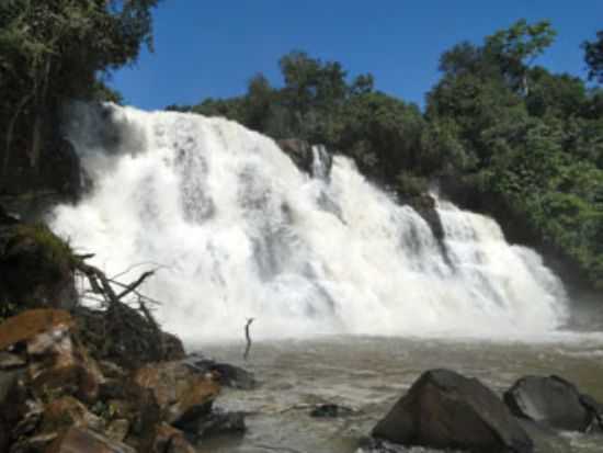 CACHOEIRA DOS INDIOS , POR JULIANA PETRI - INDIANPOLIS - PR