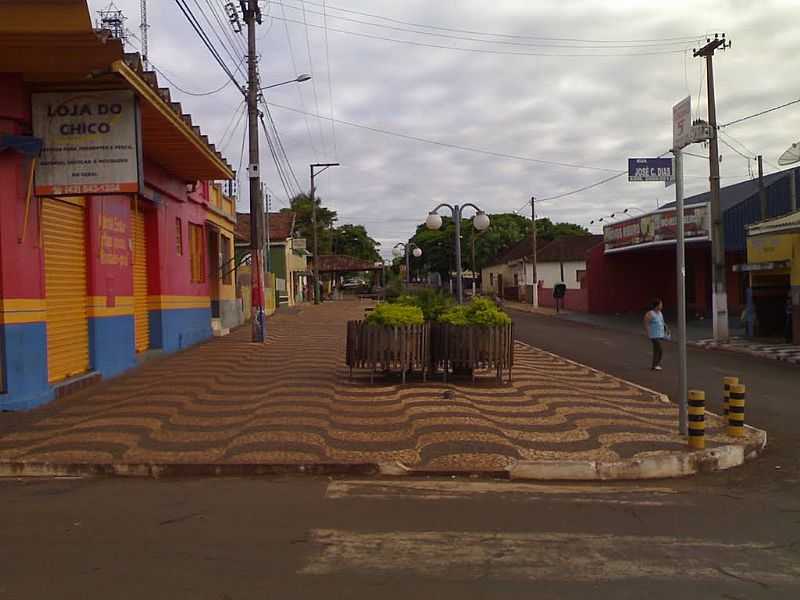 ITAMBARAC-PR-CALADO NO CENTRO DA CIDADE-FOTO:CRISTIANO DE FREITAS - ITAMBARAC - PR