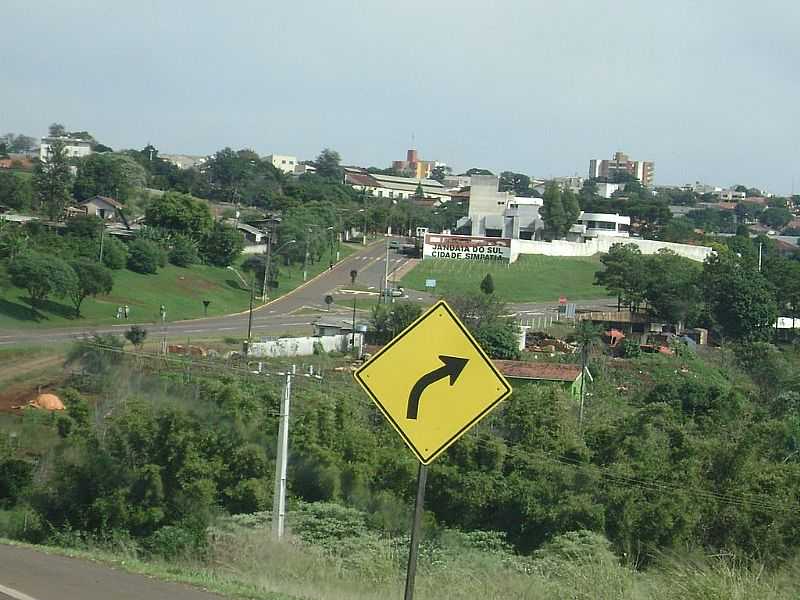 JANDAIA DO SUL-PR-ENTRADA DA CIDADE-FOTO:ITAMAURO1969 - JANDAIA DO SUL - PR