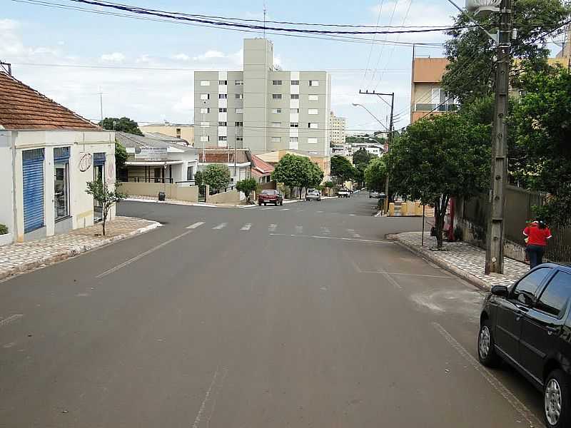 JANDAIA DO SUL-PR-RUA SENADOR SOUZA NAVES-FOTO:JOS CARLOS FARINA - JANDAIA DO SUL - PR