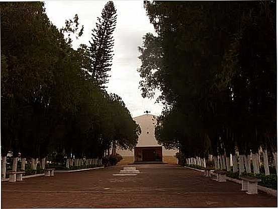 IGREJA DE JARDIM OLINDA-PR-FOTO:LEOPBS - JARDIM OLINDA - PR