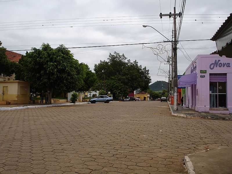 JUNDIA DO SUL-PR-RUA SO FRANCISCO-FOTO:JEANCARLOSALMEIDA - JUNDIA DO SUL - PR