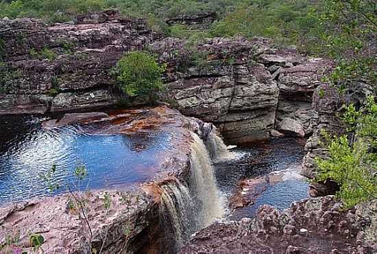 CACHOEIRA ACIMA DO BURACO EM IBICOARA-FOTO:EMERSONROSSI FOTOVIS - IBICOARA - BA