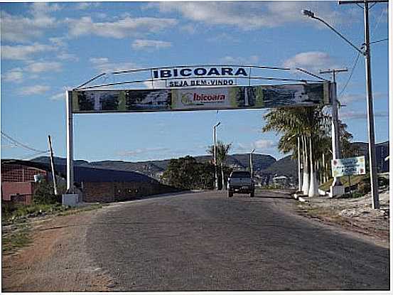 PRTICO DE ENTRADA DE IBICOARA-FOTO:JOO ALVES DA SILVA - IBICOARA - BA