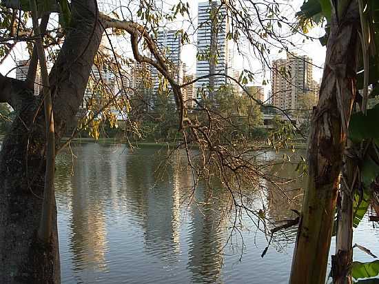 LONDRINA-PR-LAGO IGAP COM A CIDADE AO FUNDO-FOTO:SOFIA PRADO - LONDRINA - PR