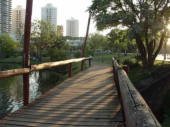 LONDRINA-PR-PASSARELA DO LAGO IGAP-FOTO:SOFIA PRADO - LONDRINA - PR