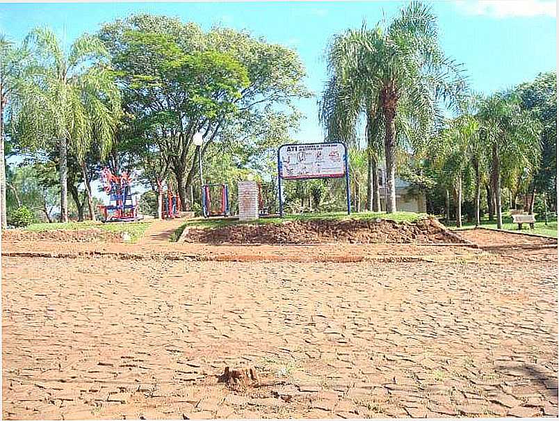 IMAGENS DA LOCALIDADE DE LUAR - PR DISTRITO DE SO JOO DO IVA - PR - LUAR - PR