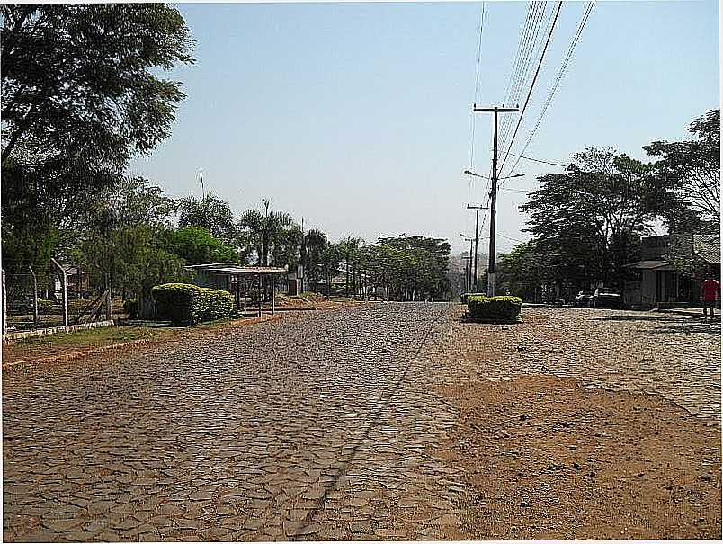 IMAGENS DA LOCALIDADE DE LUAR - PR DISTRITO DE SO JOO DO IVA - PR - LUAR - PR