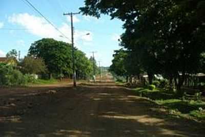 RUA DA CIDADE-FOTO:GINKY  - LUAR - PR