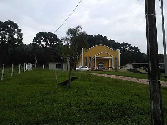 MANDIRITUBA-PR-IGREJA DO POVOADO COLNIA MATOS-FOTO:CARLOS EDUARDO CLAUDINO - MANDIRITUBA - PR