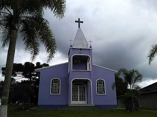 MANDIRITUBA-PR-IGREJA DO POVOADO DIAMANTE-FOTO:CARLOS EDUARDO CLAUDINO - MANDIRITUBA - PR