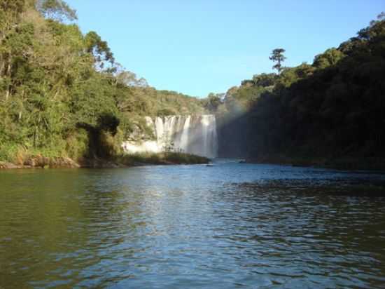 CACHOEIRA DO RIO MARRECAS, POR FERNANDO TELES - MANGUEIRINHA - PR