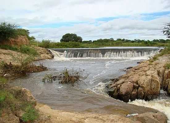 BARRAGEM EM IBIPITANGA-BA-FOTO:ALLAN THALES - IBIPITANGA - BA