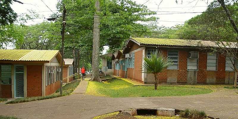 MARING-PR-DEPTO.DE INFORMTICA DA UNIVERSIDADE ESTADUAL-FOTO:CARLOS SICA - MARING - PR