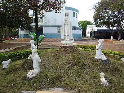 PRAA DA MATRIZ-FOTO:VARDAO2007 - MUNHOZ DE MELO - PR